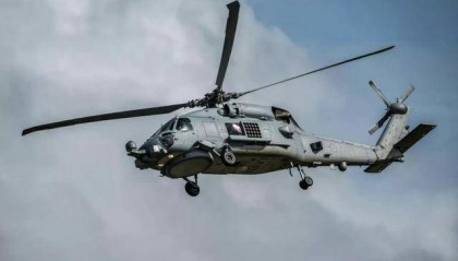 美军在南海连摔两架军机，中方回应侮辱性极强