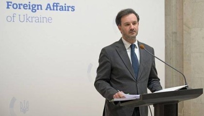 乌方回应俄在战区设立“走廊”提议：密切关注事态发展