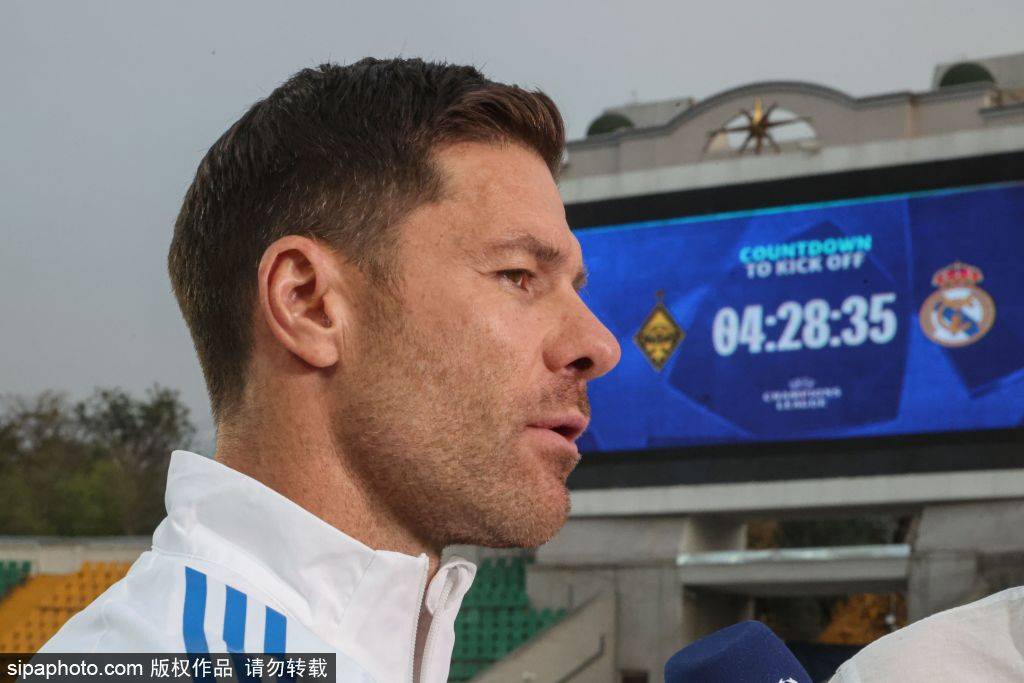 18岁天才马斯坦图诺：从聚光灯到冷板凳，皇马未来的悬念